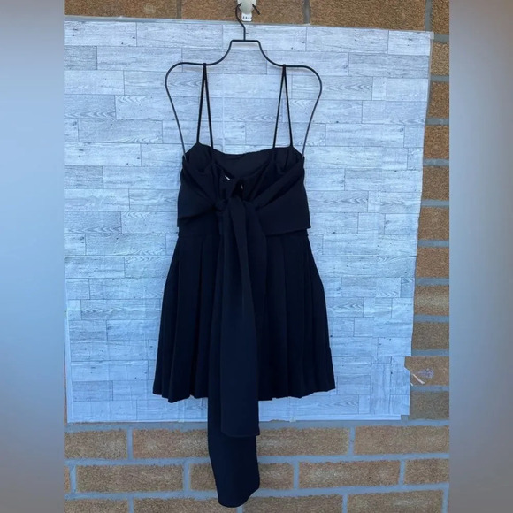 LBV Crepe Pleated Day Dress in black  Size 2 - Picture 9 of 17